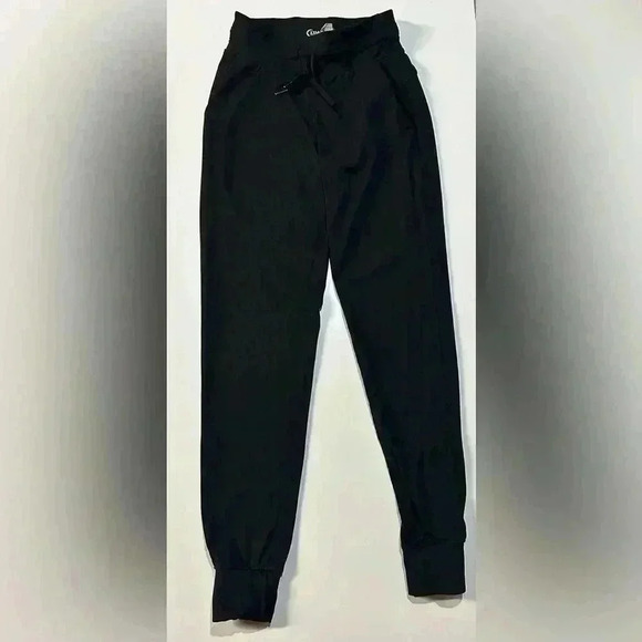 EUC Women’s Zyia Joggers, Black, Size M - Picture 1 of 3